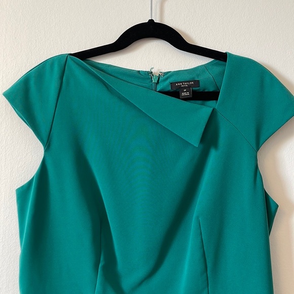 Ann Taylor Dress - Picture 2 of 4